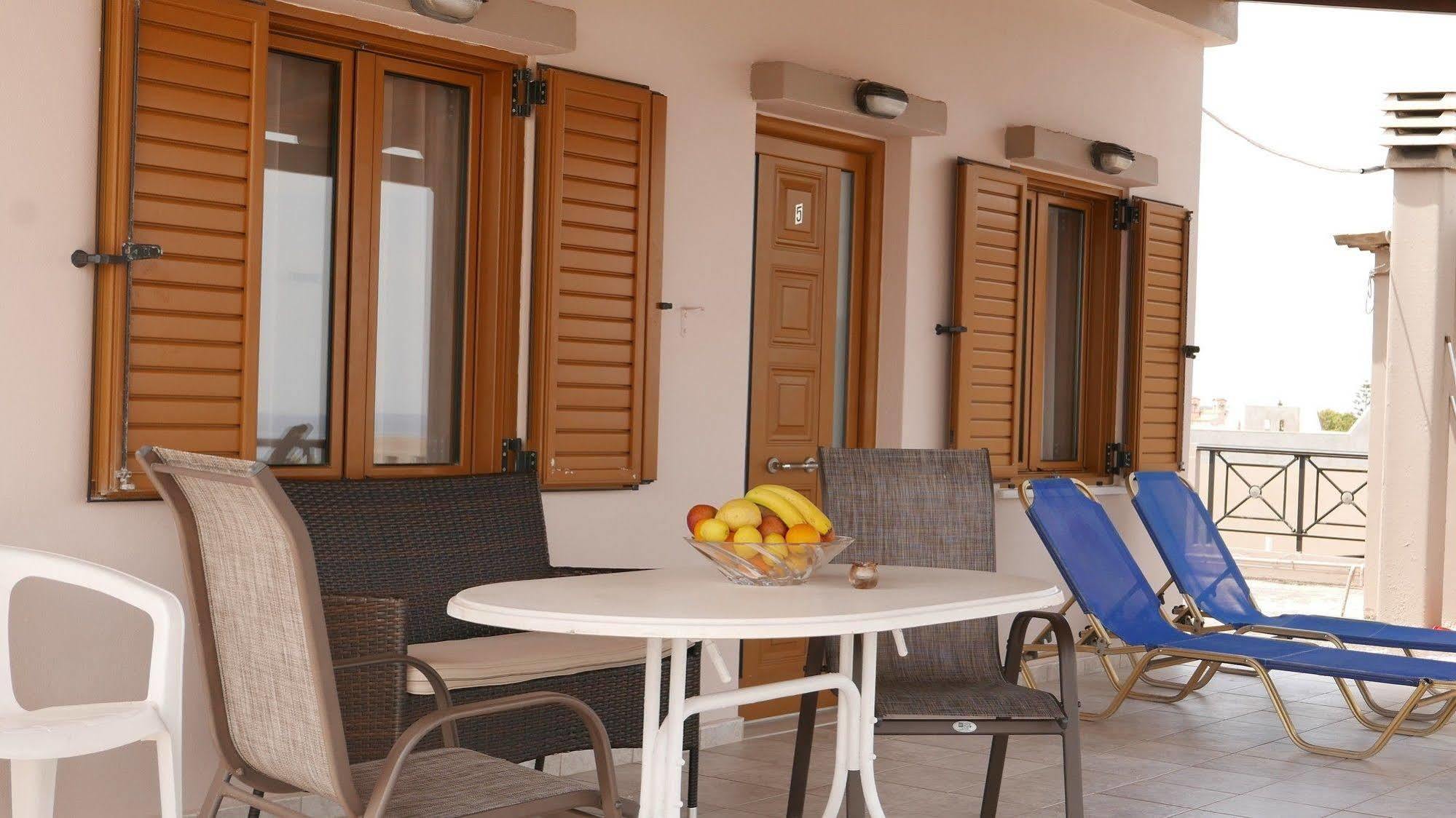 Angela Apartments Kato Daratso Exterior foto